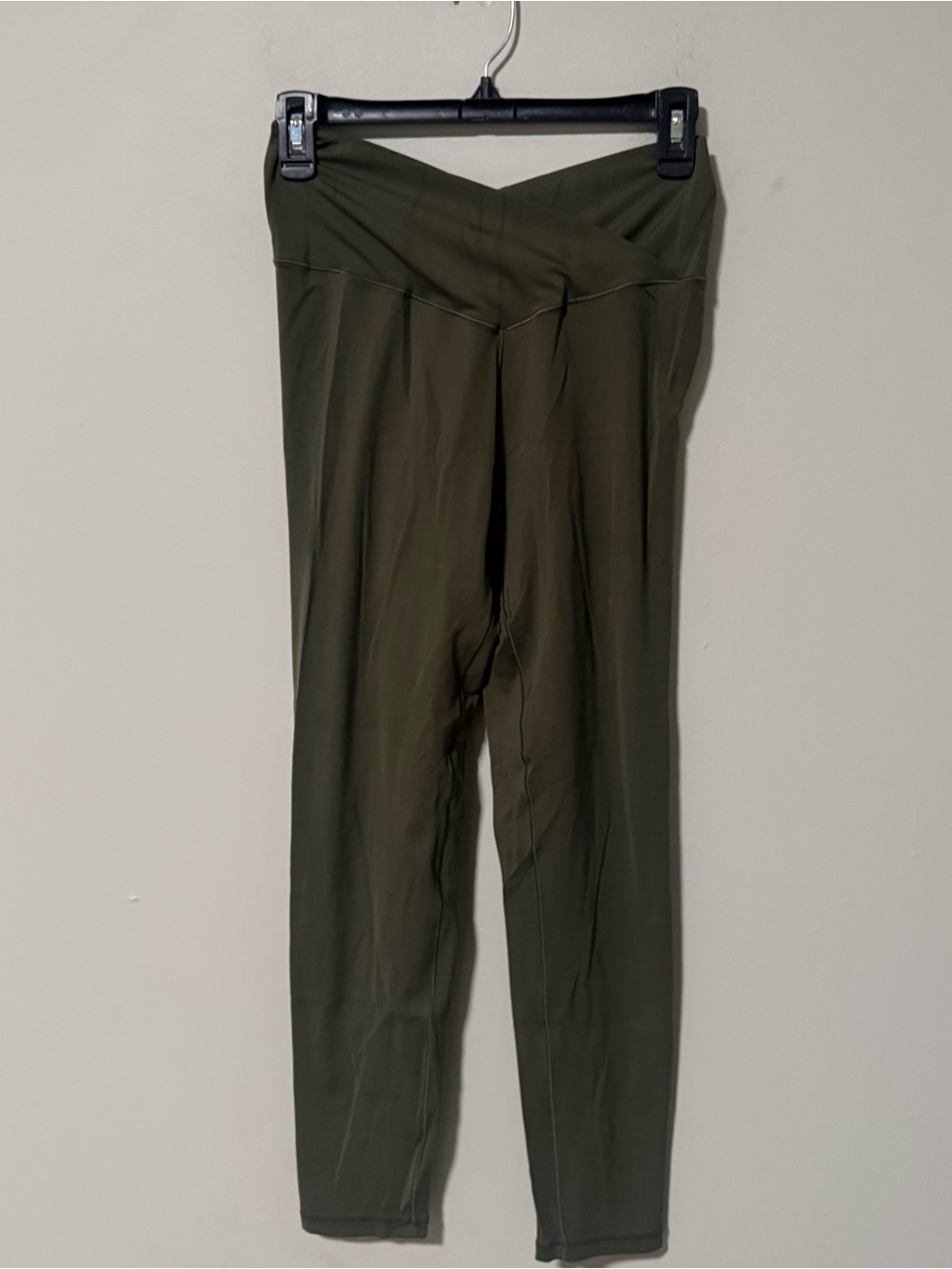 Aerie 7/8 Crossover Legging Large in Olive Green - Picture 2 of 8